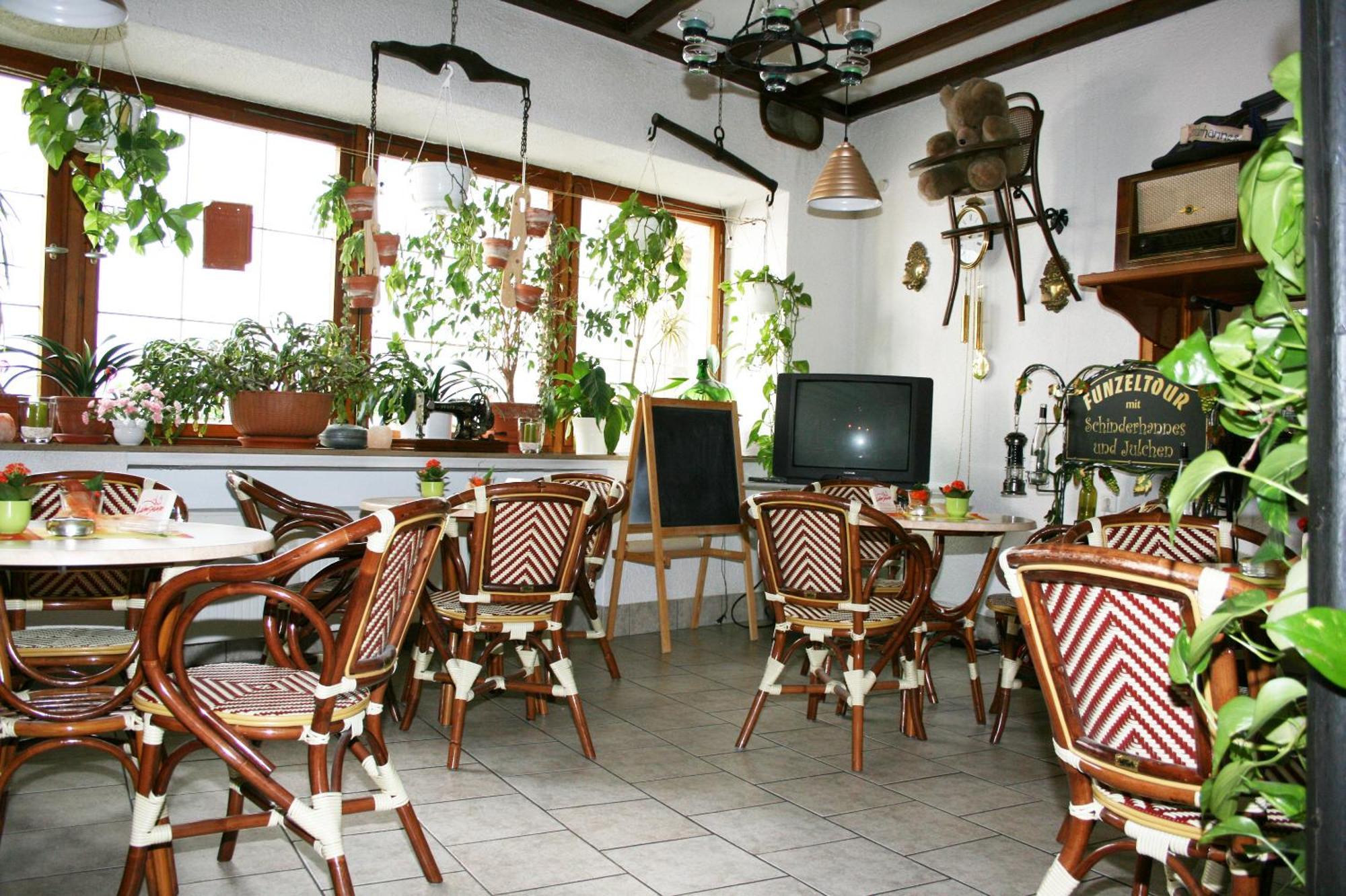 Pension Bei Schinderhannes Und Julchen Boppard Ngoại thất bức ảnh