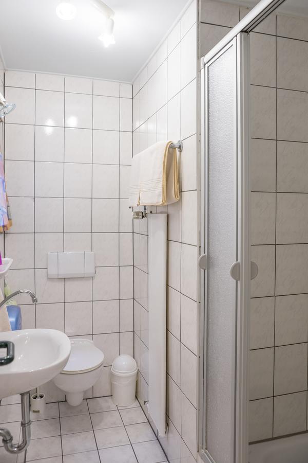 Pension Bei Schinderhannes Und Julchen Boppard Ngoại thất bức ảnh